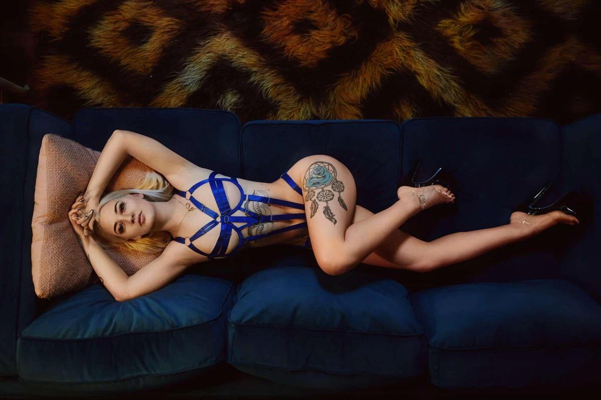 Olivia Maze Perth entertainer gallery 4